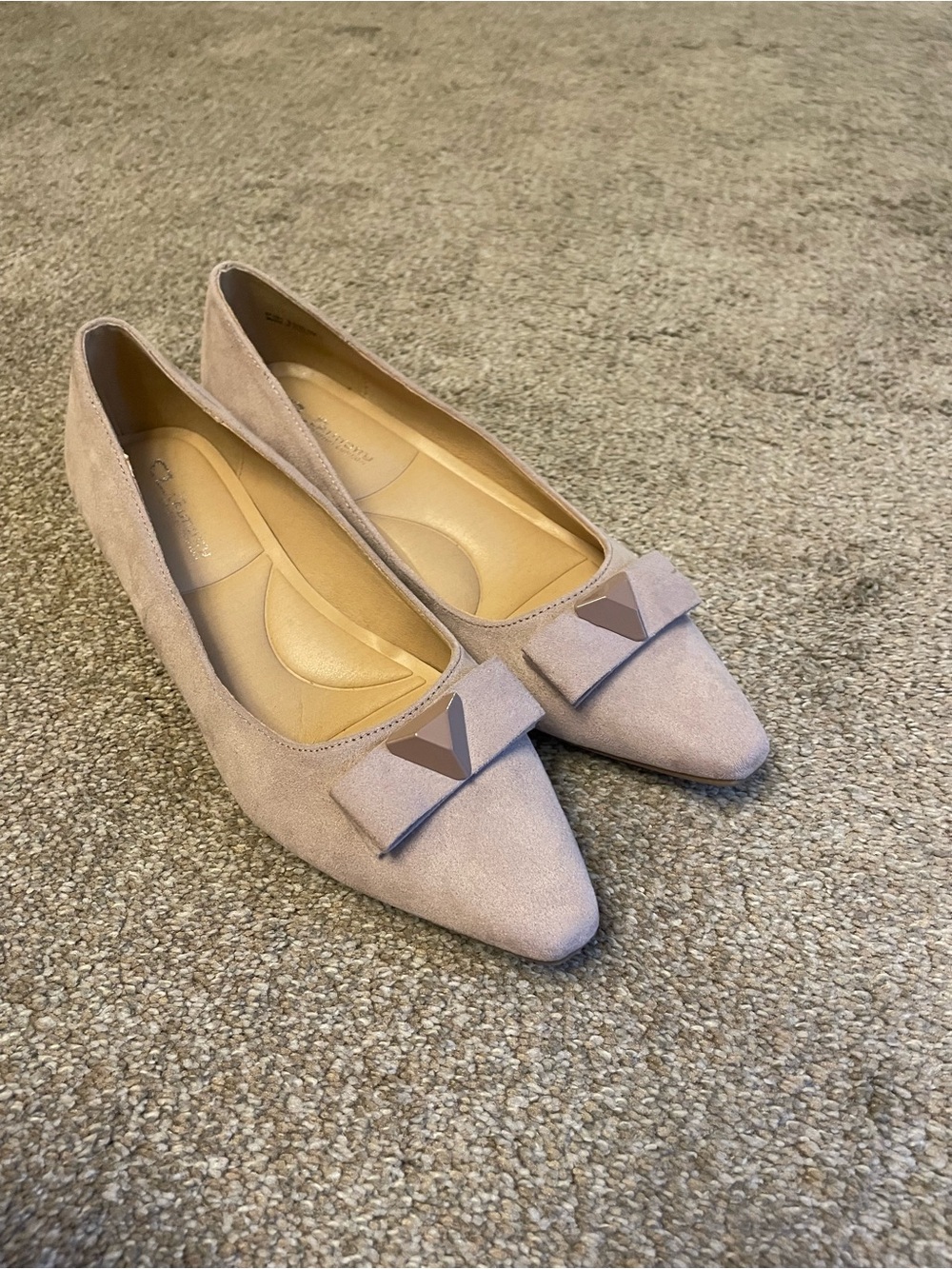 CL by Laundry Pointed Toe Bow Flats in Light Taupe Faux Suede Size 9.5